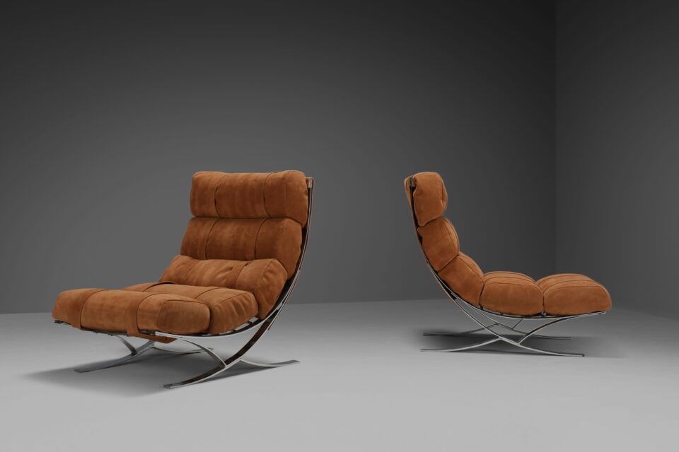 Impressive Suede and Chrome Lounge chairs, France, 1970s